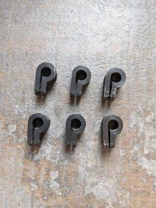 Cable Cord Clips Wire Clamp Table Wall Tidy Holder Organizer P Clip FREE P&P - Picture 1 of 5