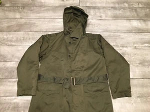 Vintage European Serbian Fish Tail Olive Green OG Army Field Parka Jacket Large - Picture 1 of 10