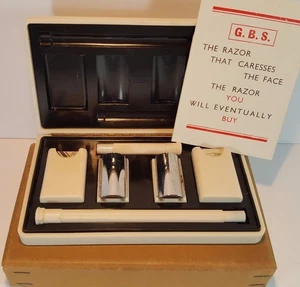 RARE VINTAGE GBS SUPER SAFETY ROANOID CASED RAZOR SHAVING SET 1936 - NEAR MINT - Picture 1 of 12