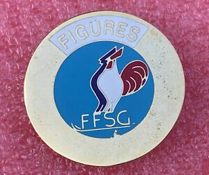 B01 Broche Insigne FIGURES FFSG Fédération Française de Sports de Glace Badge