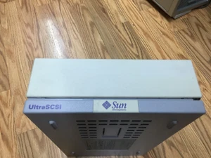 SUN External Hard Drive CASE for 80pin-SCSI-Drive, "16Bit- WIDE SCSI 2 & 3 . - Picture 1 of 19