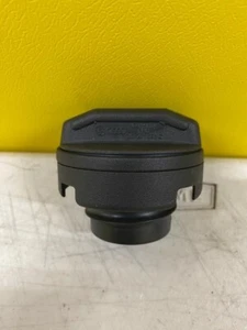 1999-2008 VOLKSWAGEN POLO PETROL FUEL CAP (FREE & FAST DISPATCH ) - Picture 1 of 24