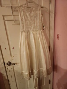 Susanne Lively Style 912 Ivory Silk Special Occasion Dress New w/ Tags, Sz 10 - Picture 1 of 5
