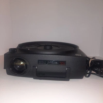 Kodak Carousel 750H Projector w/Remote Control +1 tray - Original Box excellent  - Image 1 of 4