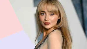 SABRINA CARPENTER COLLECTABLE PHOTOGRAPH 5X7 GLOSSY PRINTED PHOTO - Picture 1 of 1