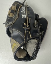 Wilson A2284 Youth Baseball Glove Leather Roger Clemens RHT Snap Action