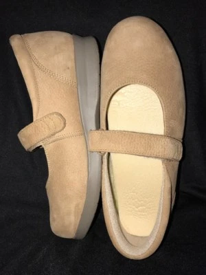 Women Drew Tan Suede Dri-Lex Lined Hook Loop Strap Mary Jane Casual Shoe Sz 7.5W - Image 1 of 4