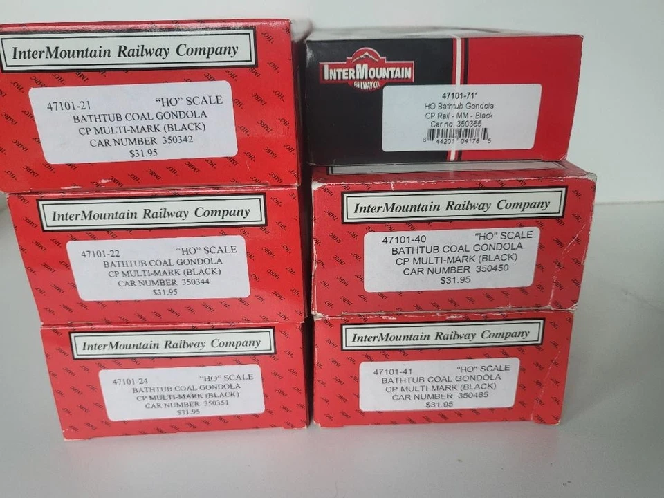 Intermountain Bathtub Coal or Sulphur Gondolas CP Rail x 6 cars, weighted Set#1 - Image 1 of 4