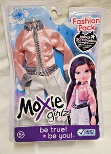 MGA Moxie Girlz Fashion Pack Outfit Clothes Doll Girls Teenz NEW - Picture 1 of 5