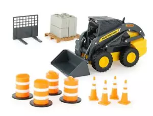 1/16 BIG FARM NEW HOLLAND L225 SKID STEER LOADER WITH ACCESSORIES 47351 - Picture 1 of 3