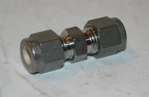 1/4" Tube 316ss Union Fitting SSP Duolok ISS D4U-316 - Picture 1 of 3
