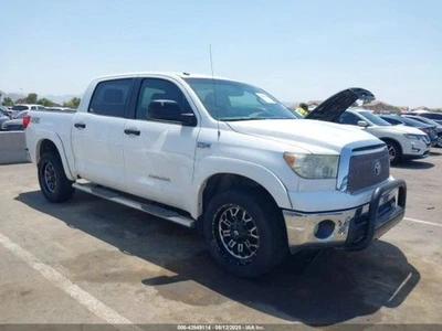 Grille Crew Cab 4 Door Base Chrome Black Insert Fits 10-13 TUNDRA 2493737 - Image 1 of 4