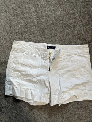 Pantalones cortos American Eagle para mujer blancos chinos lisos elásticos talla 10 lisos Foto 1 de 4