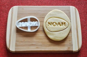 PERSONALIZADO Cortador de galletas en forma de huevo Estampilla de galletas Pastel Topper Fondant - Imagen 1 de 4