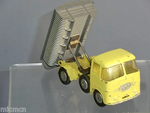 CORGI TOYS MODEL No.460 ERF MODEL 64G "NEVILLE" CEMENT TIPPING TRUCK 1st ISSUE - Picture 1 of 3