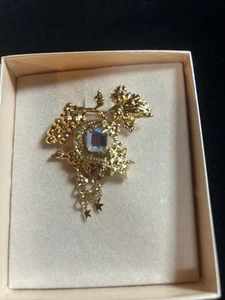Kirk’s Folly Goldtone Pin/Brooch - Picture 1 of 9