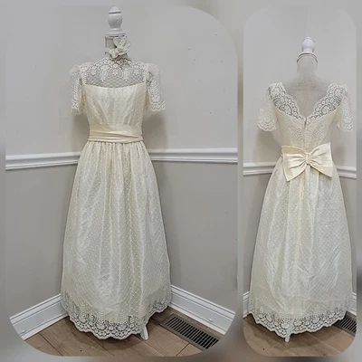 Vintage   ILGWU Ivory Satin Full Lace Wedding Dress Short sleeve  - Image 1 of 4