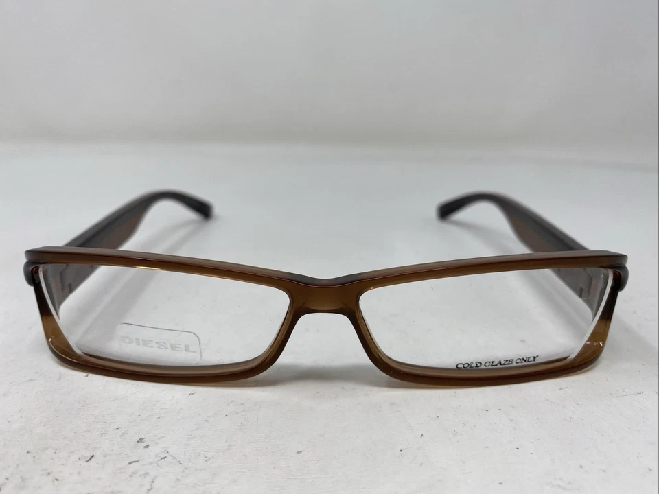 Marco de gafas de borde completo de plástico marrón claro Diesel DV 0111 V0N 54-12-135 N404 Foto 1 de 4