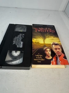 Night of the Twisters (VHS, 1996) - Foto 1 di 4