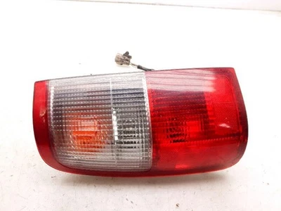 93-98 MONTAJE LUZ TRASERA IZQUIERDA LADO CONDUCTOR TOYOTA T100  Foto 1 de 4