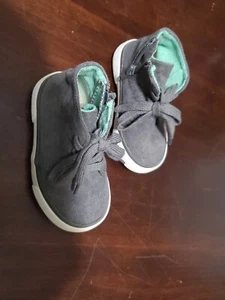 Cat & Jack Charcoal And Green Side Zip Toddlers Shoe Sz 5 - Picture 1 of 10