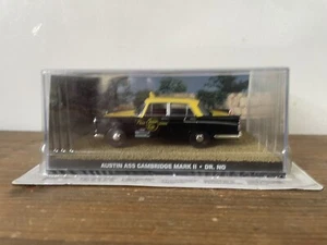 AUSTIN A55 CAMBRIDGE MARK II #115 007 James Bond Collection DR NO DieCast Model - Picture 1 of 5