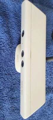 Microsoft Xbox 360 Kinect Sensor Bar White Video Game Console Accessory USB - Image 1 of 3