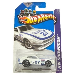 Hot Wheels HW SHOWROOM '13 ~ DATSUN 240Z #27 (weiß) (159/250) X1787 Neu! - Bild 1 von 5