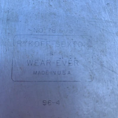 26”x18” Full Size Commercial Aluminum Baking Sheet Kitchen Tray *Set Of 2**USED* - Image 1 of 3