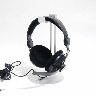 RAZER Carcharias Over Ear Sound PC Gaming Headset Headphones - Image 1 of 4
