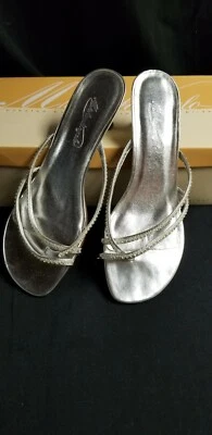 Michaelangelo Marly Silver low heel Shoes womens 8.5 worn once - Image 1 of 4