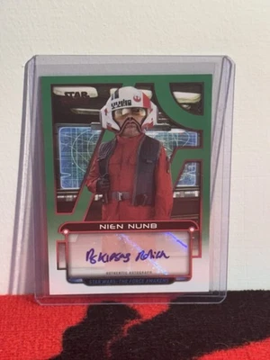 Star Wars Topps Galactic Files Kipsang Rotich as Nien Nunb Green Parallel 36/50 - Image 1 of 4