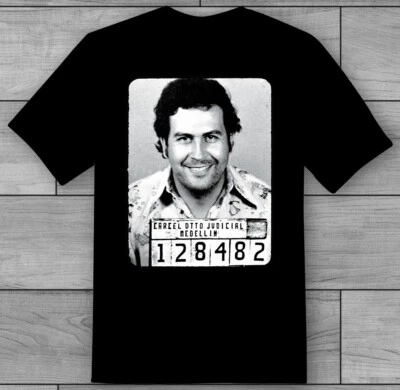 PABLO ESCOBAR - Camiseta Mug Shot Cartel Foto 1 de 4
