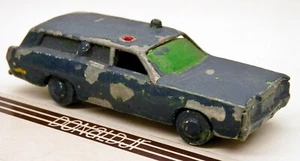 PlayArt 1960's Mercury Commuter Station Wagon *Poor Shape* 1/64 Scale - Picture 1 of 2