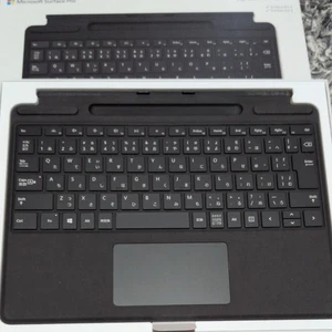 Microsoft Surface Pro Signature tastiera giapponese 8XA-00019 nero articolo display - Foto 1 di 6