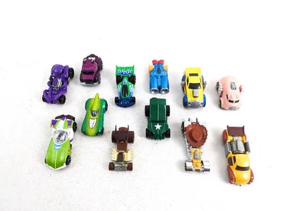Lote de coches de personajes Hot Wheels Toy Story 3 2009 que incluye raro Bulls Eye MHP Foto 1 de 4