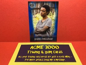 Topps Walking Dead HUNTERS & HUNTED - SASHA WILLIAMS Base Card #10 BLUE 37/50 - Picture 1 of 3