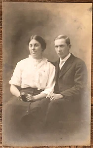 Postcard RPPC Studio Young Couple Mrs. Mable & Harry Hay B2 - Picture 1 of 2