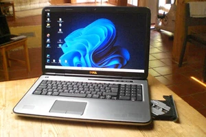 DELL XPS 17 L702X- i7-2630QM-Win11-newBATTERY-newSSD+HDD-16GB-FHD-CD/DVD-Blutoth - Bild 1 von 24