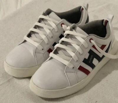Tommy Hilfiger Juvenil Reece Jacob Tenis Talla 5 Niños Blanco Rojo Azul Foto 1 de 4