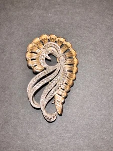LAST DAY! 1950s Marcasite Brooch Pin  Rhodium Plating - Picture 1 of 1