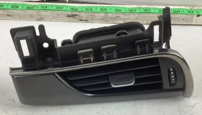 2013-2019 凯迪拉克 ATS 左前驱动侧仪表板通风格栅 20932977 原始设备制造商 — 第 1/4 张图片