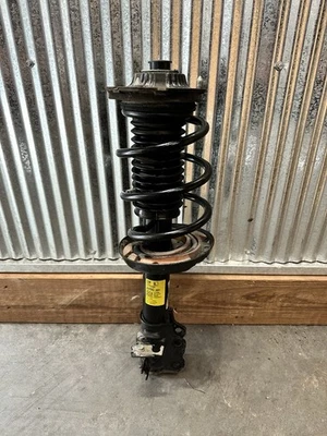 Puntal de amortiguador delantero izquierdo Buick Encore GX 2020-2025 con muelle helicoidal OEM 111514 Foto 1 de 4