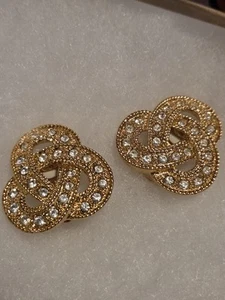 Vintage Avon.large Knotted Clear Rhinestone Clip Earrings 80s - Afbeelding 1 van 3
