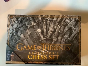 Game of Thrones Collector's Chess Set | Collectible 32 Sculpt Chess Pieces GOT - Picture 1 of 4