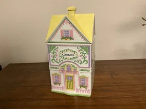LENOX Village COOKIE COTTAGE JAR CANISTER Porcelain 1991 MINT CONDITION - Picture 1 of 7