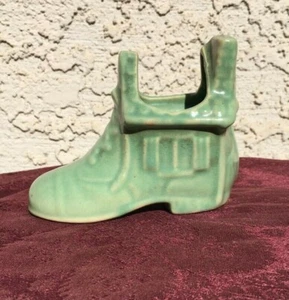 VTG 1960s Planter Nursery Rhyme House Shoe Green Pottery Raised Design 3 Inch - Picture 1 of 9