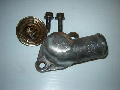 60-76 Chrysler Dodge Plymouth Slant 6 Engine Thermostat Housing 2121524 Foto 1 de 4
