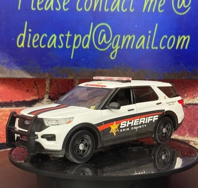 Ford PIU 2022 escala 1-24 del condado de Erie, Nueva York Sheriff Office Foto 1 de 4