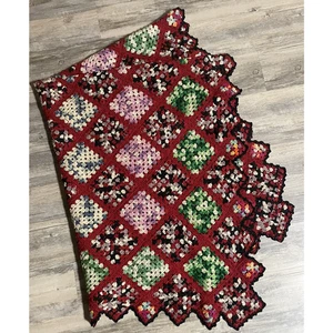 Vintage Boho Nonna Quadrata Afgano Coperta Lancio MCM Cabina Smerlata 65"x51" - Foto 1 di 5
